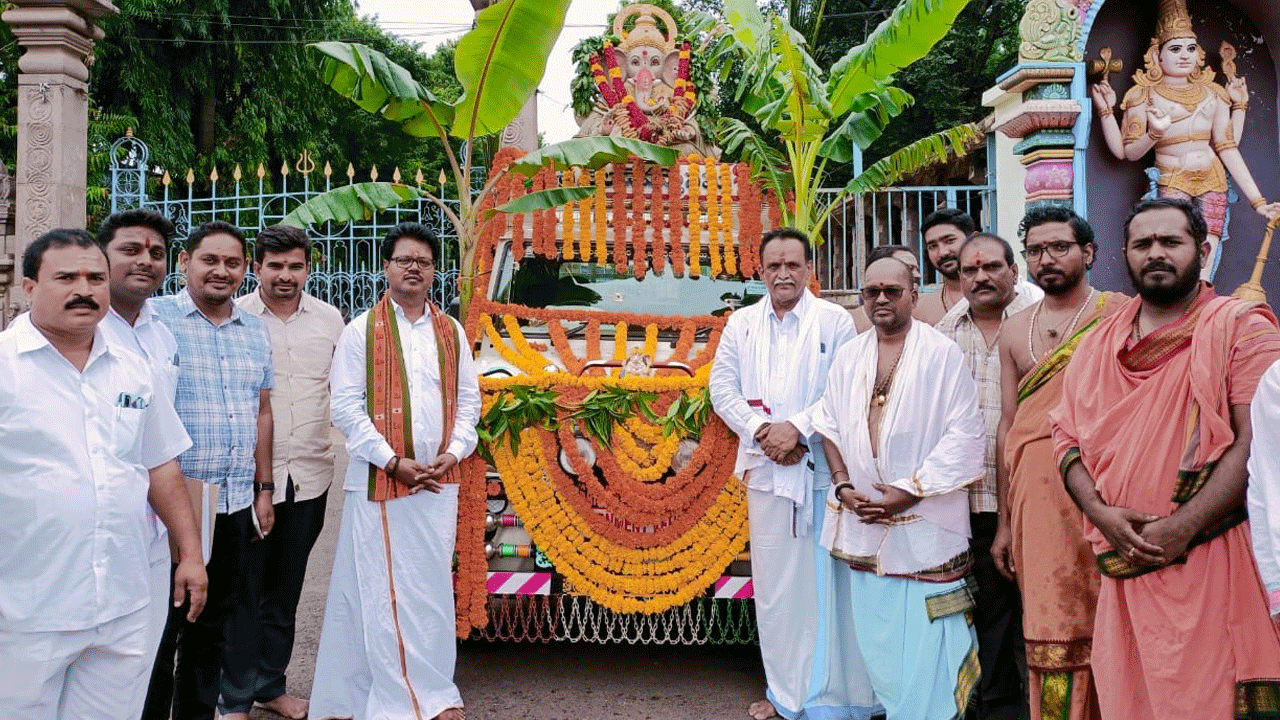 Srisailam Temple | శ్రీశైలంలో ముగిసిన నవరాత్రులు.. ఘ‌నంగా వినాయ‌క నిమ‌జ్జ‌నోత్స‌వం