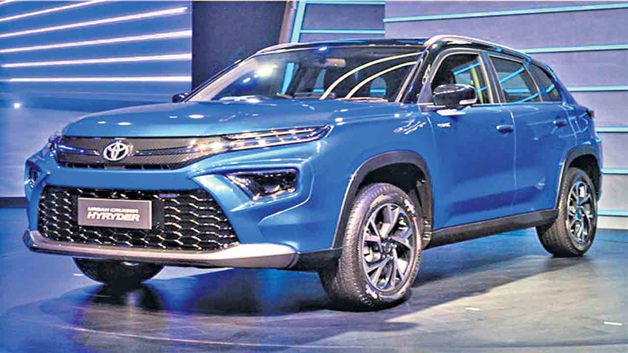 టయోటా నుంచి సరికొత్త ఎస్‌యూవీ