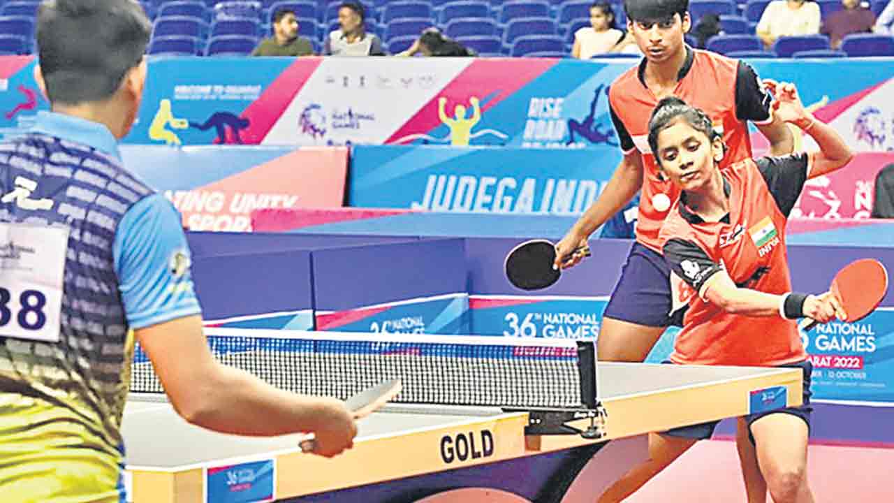 టీటీ ఫైనల్లో శ్రీజ, స్నేహిత్‌ జోడీ