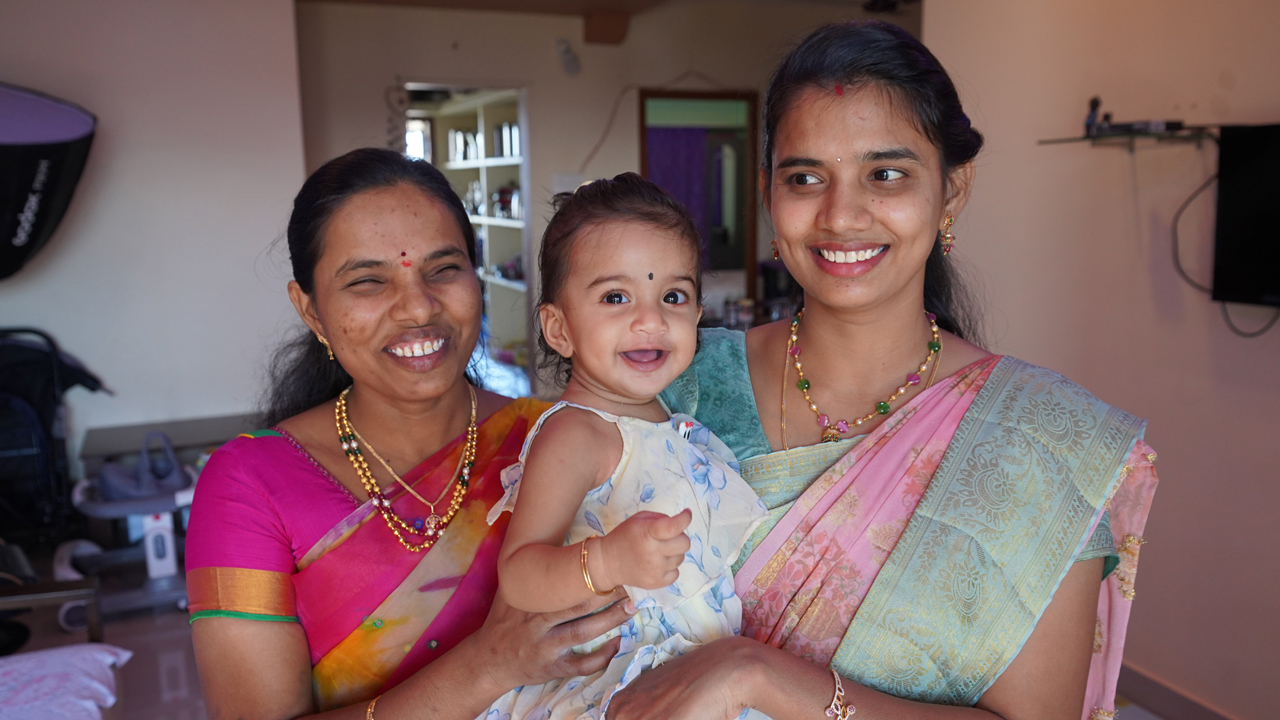 Naga lakshmi | చూపు లేకున్నా యూట్యూబ్‌లో సంచ‌ల‌నాలు సృష్టిస్తోంది