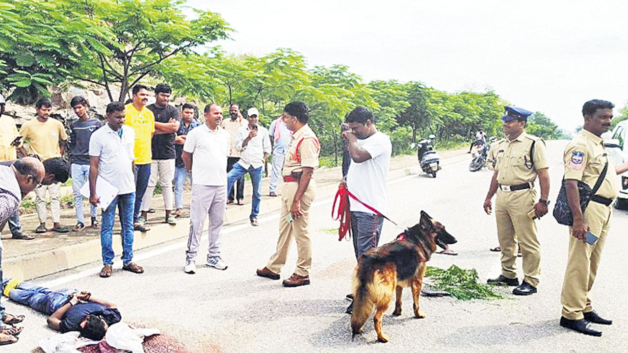యువకుడి దారుణ హత్య