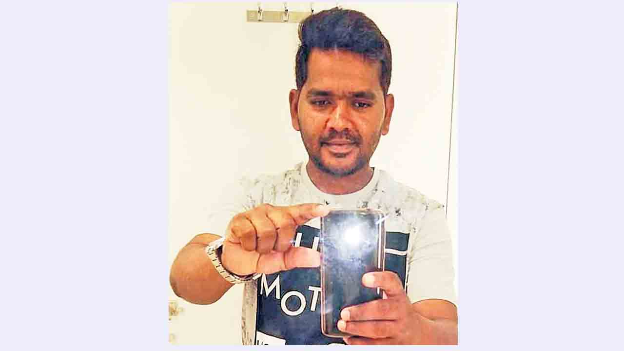 పాఠశాలల్లో కీచకులు