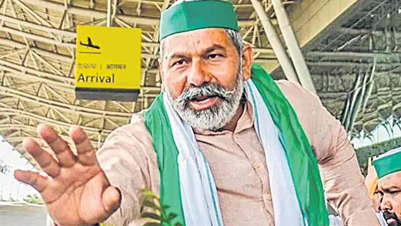 ధన బలంతో బీజేపీ ఏలాలనుకుంటున్నది