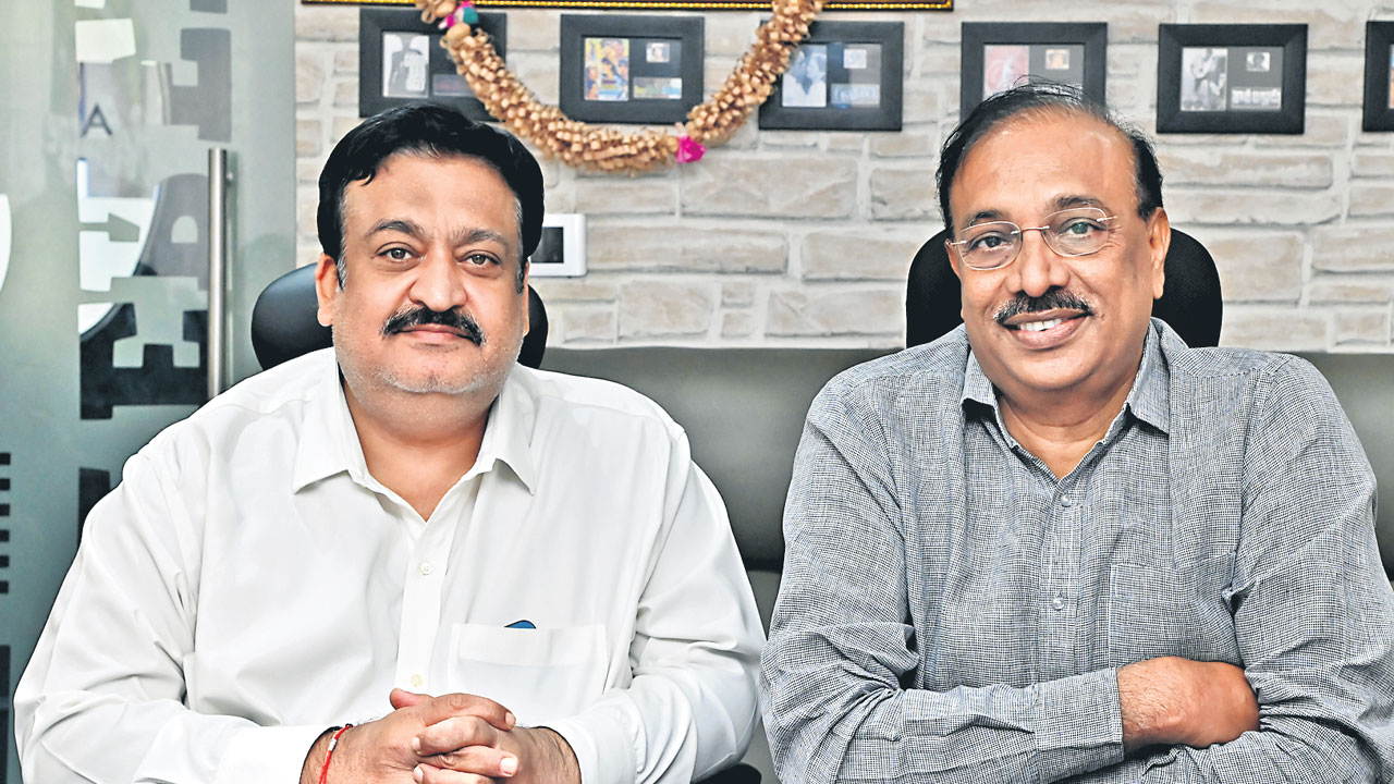 సాధారణ టికెట్‌ రేట్లకే ‘ది ఘోస్ట్‌’