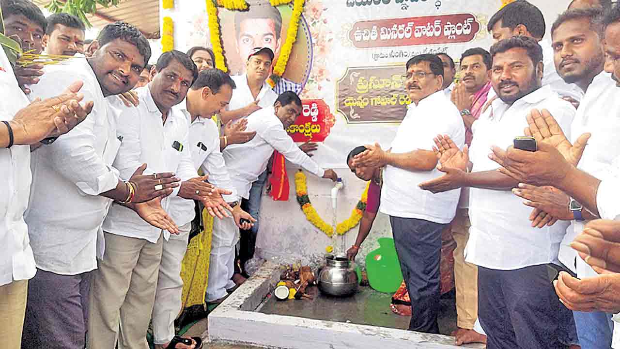 సీఎం కేసీఆర్‌ పాలన దేశానికే ఆదర్శం