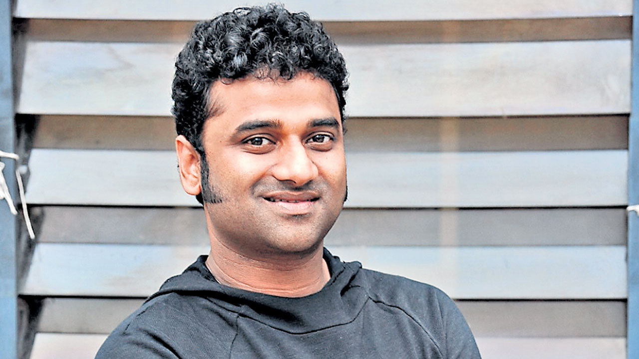 పాటలు నచ్చక కాదు