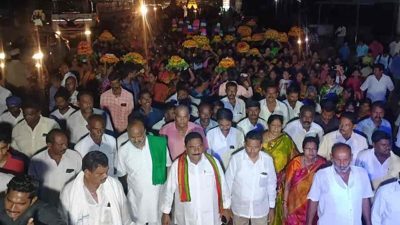 నేడు సద్దుల బతుకమ్మ అంతర్జాతీయ గుర్తింపు