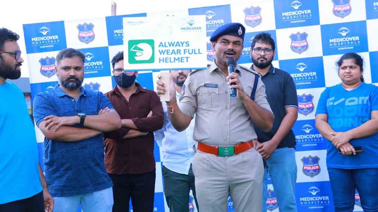 ట్రాఫిక్‌ రూల్స్‌పై నిర్లక్ష్యం వద్దు