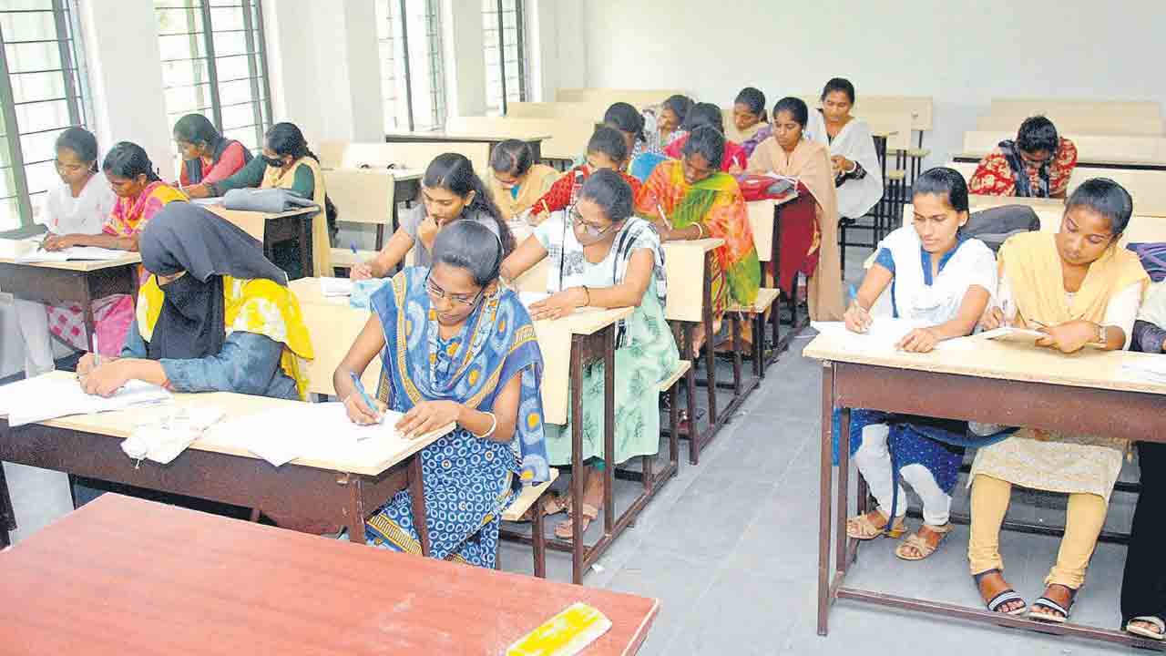 కొలువులకు కేరాఫ్‌ బీసీ స్టడీ సర్కిల్‌