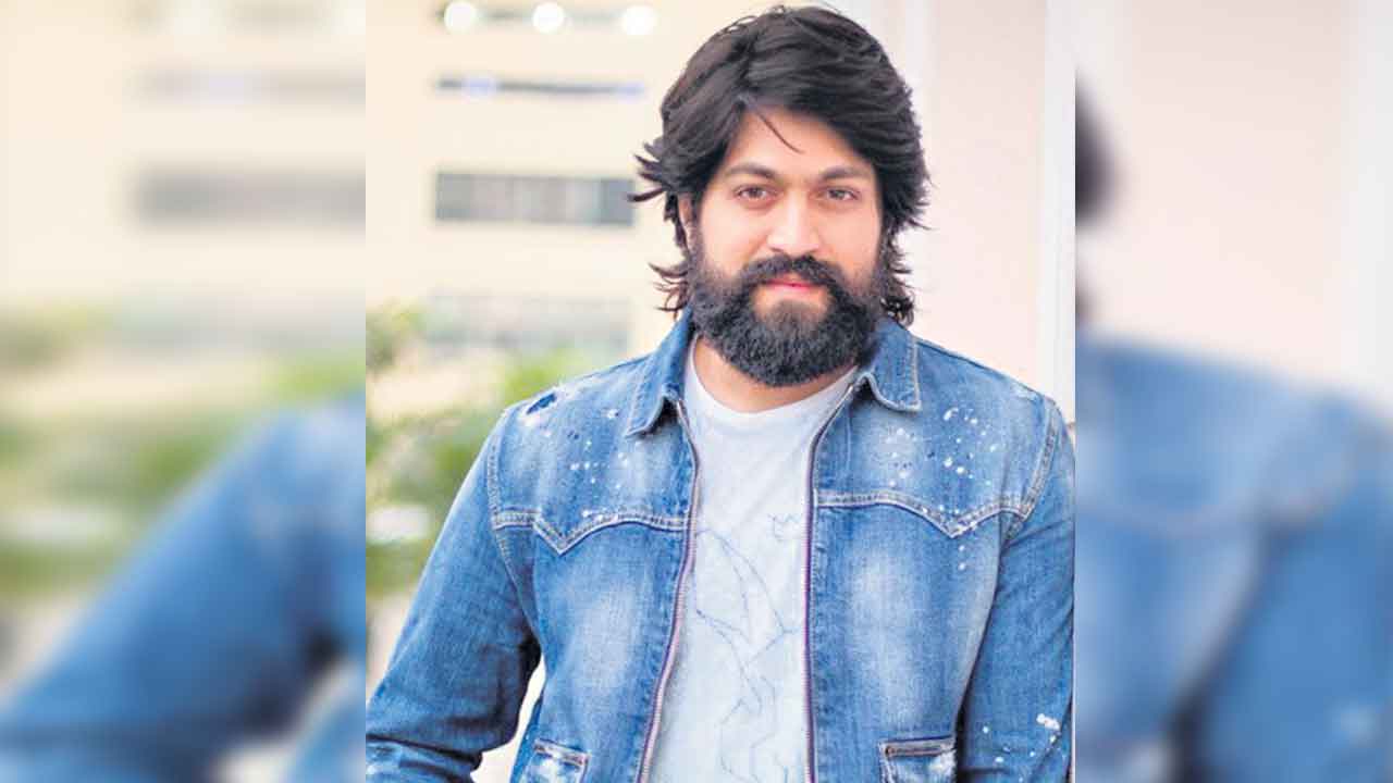 హృతిక్‌, యష్‌ కాదట..