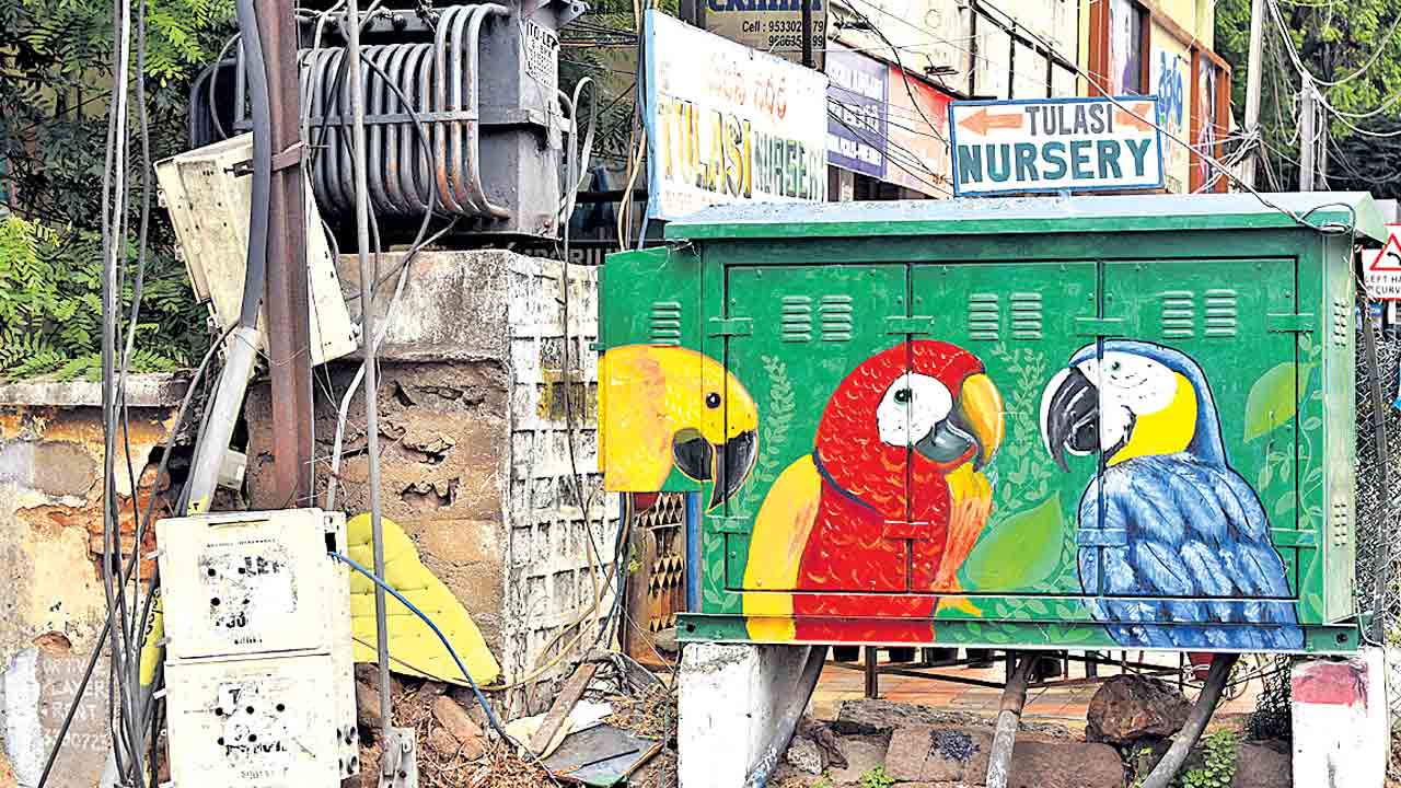 6 వేల ట్రాన్స్‌ఫార్మర్లకు ఫెన్సింగ్‌