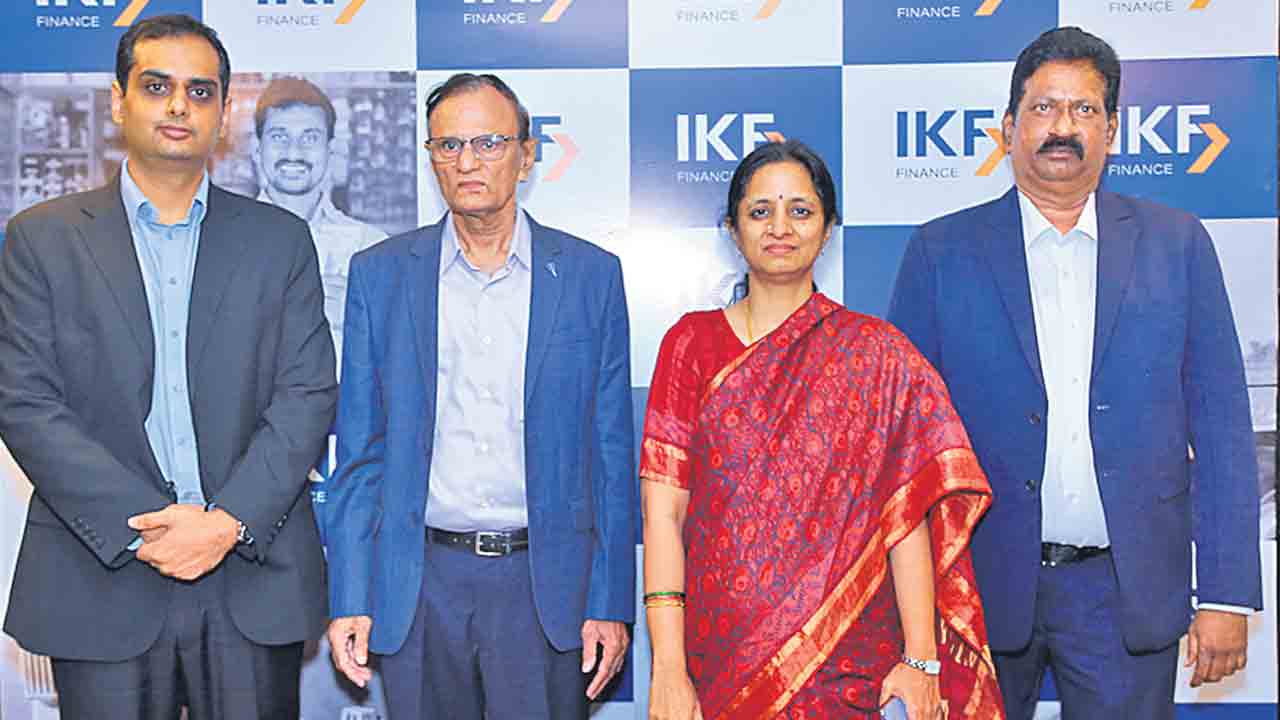 మూడేండ్లలో వెయ్యి ఉద్యోగాలు