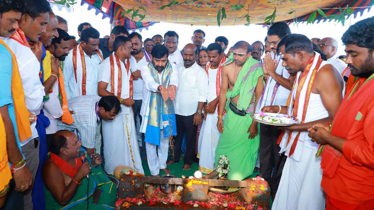 ప్రాచీన ఆలయాలకు పూర్వ వైభవం