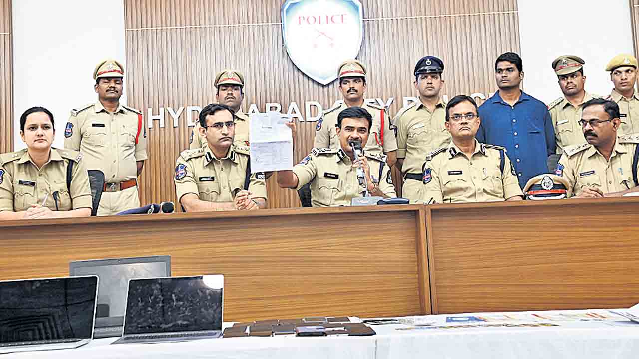 హవాలా అడ్డా ఫారిన్‌ మనీ ఎక్సేంజి