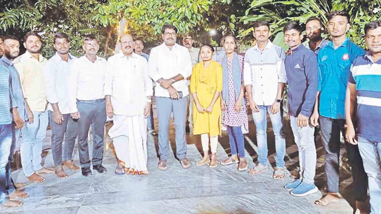 కష్టపడితే సాధించలేనిదంటూ ఏదీ లేదు