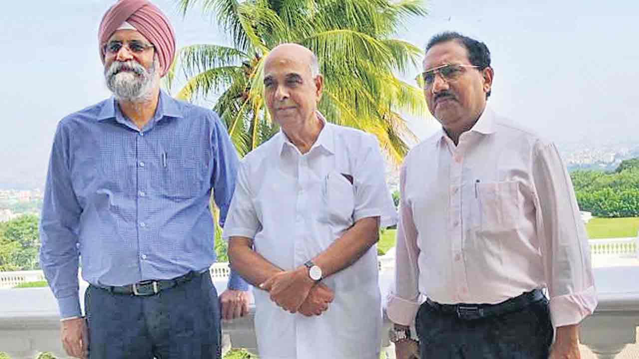 యాదాద్రి పవర్‌ ప్రాజెక్టుకు నిధులిస్తాం