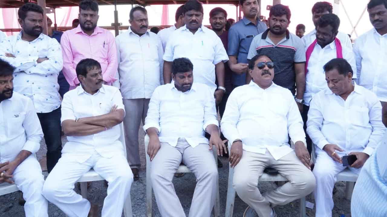 సీఎం కేసీఆర్ సభను విజయవంతం చేయండి: మంత్రి ఎర్రబెల్లి