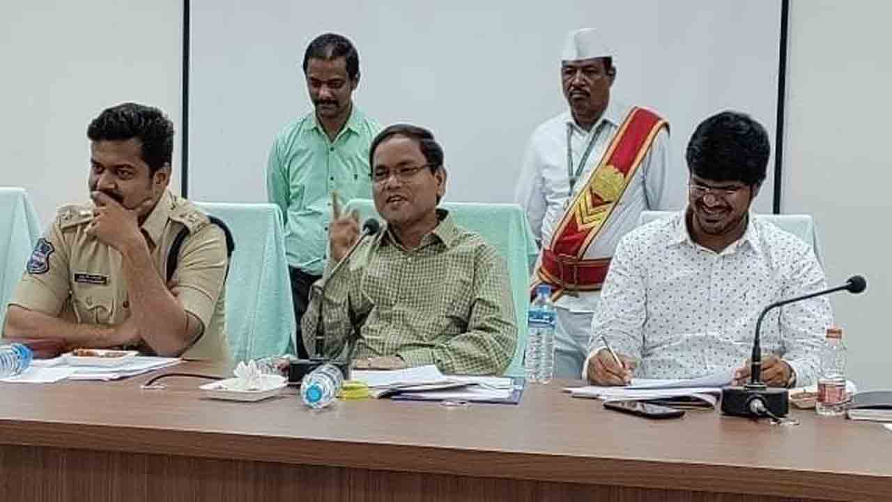 స్కానింగ్‌ సెంటర్లు నిబంధనలు పాటించాలి