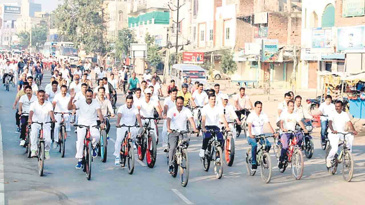 పోలీసు అమరుల త్యాగాలు చిరస్మరణీయం