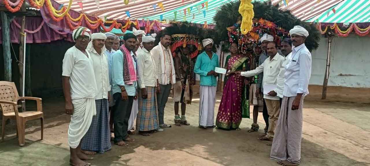 సంప్రదాయాలకు ప్రతిరూపం దండారీ