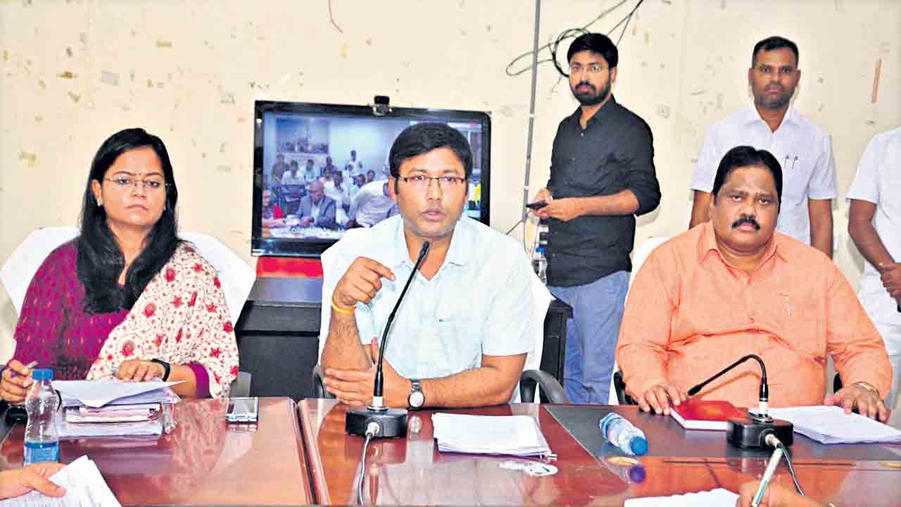 ‘గ్రూప్‌-1’కు పకడ్బందీగా ఏర్పాట్లు చేయాలి