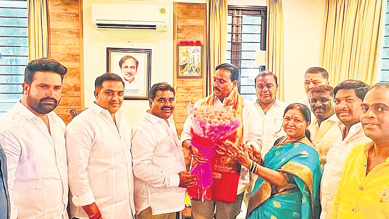 బీఆర్‌ఎస్‌ ఏర్పాటు చరిత్రాత్మకం