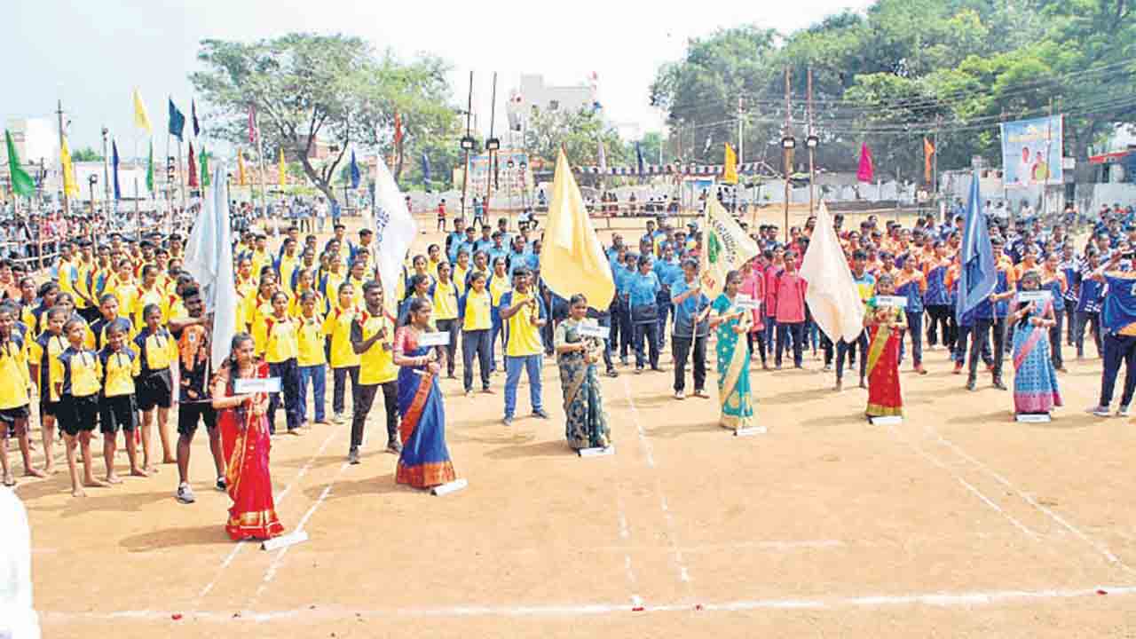 హోరాహోరీగా.. రాష్ట్ర స్థాయి ఖోఖో పోటీలు ప్రారంభం