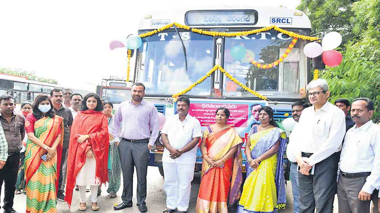 దళితబంధుతో ఆర్టీసీ అద్దె బస్సు