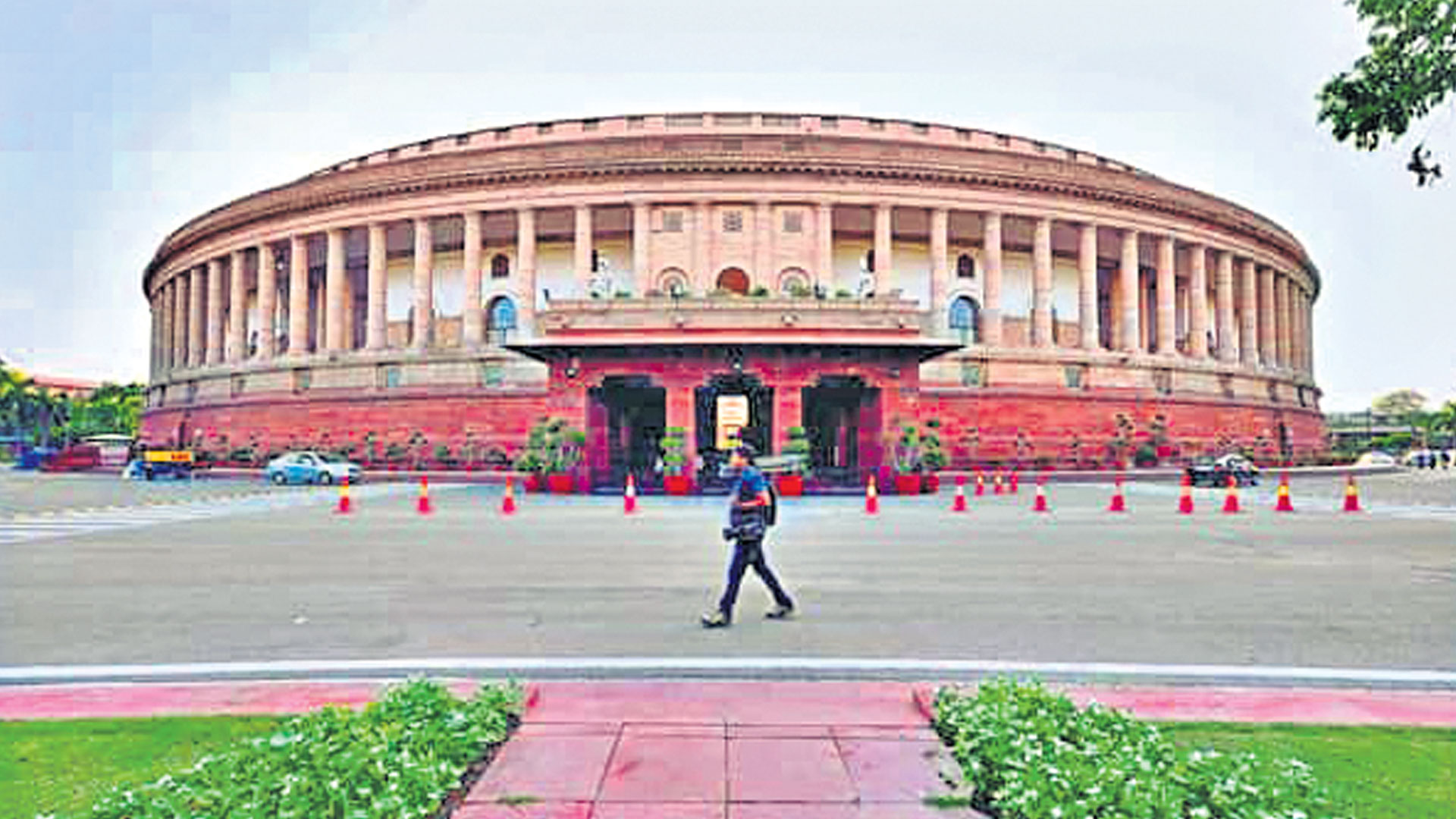 పార్లమెంటరీ కమిటీలో టీఆర్‌ఎస్‌పై వివక్ష