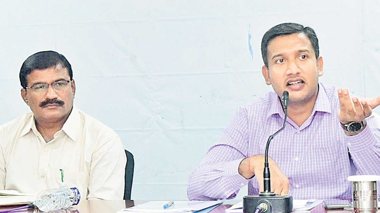 జాతీయ అవార్డులకు నమోదు చేయాలి