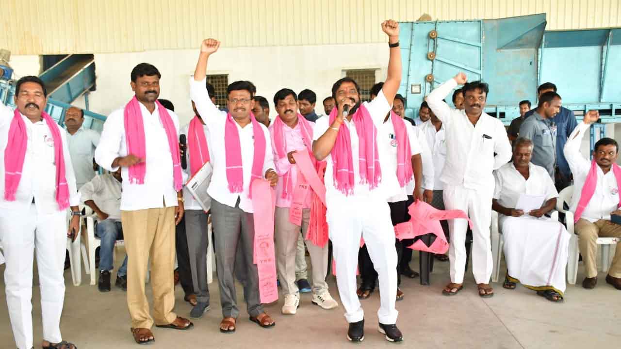 నిధుల కేటాయింపులో కేంద్రం వివక్ష : మంత్రి శ్రీనివాస్‌గౌడ్‌