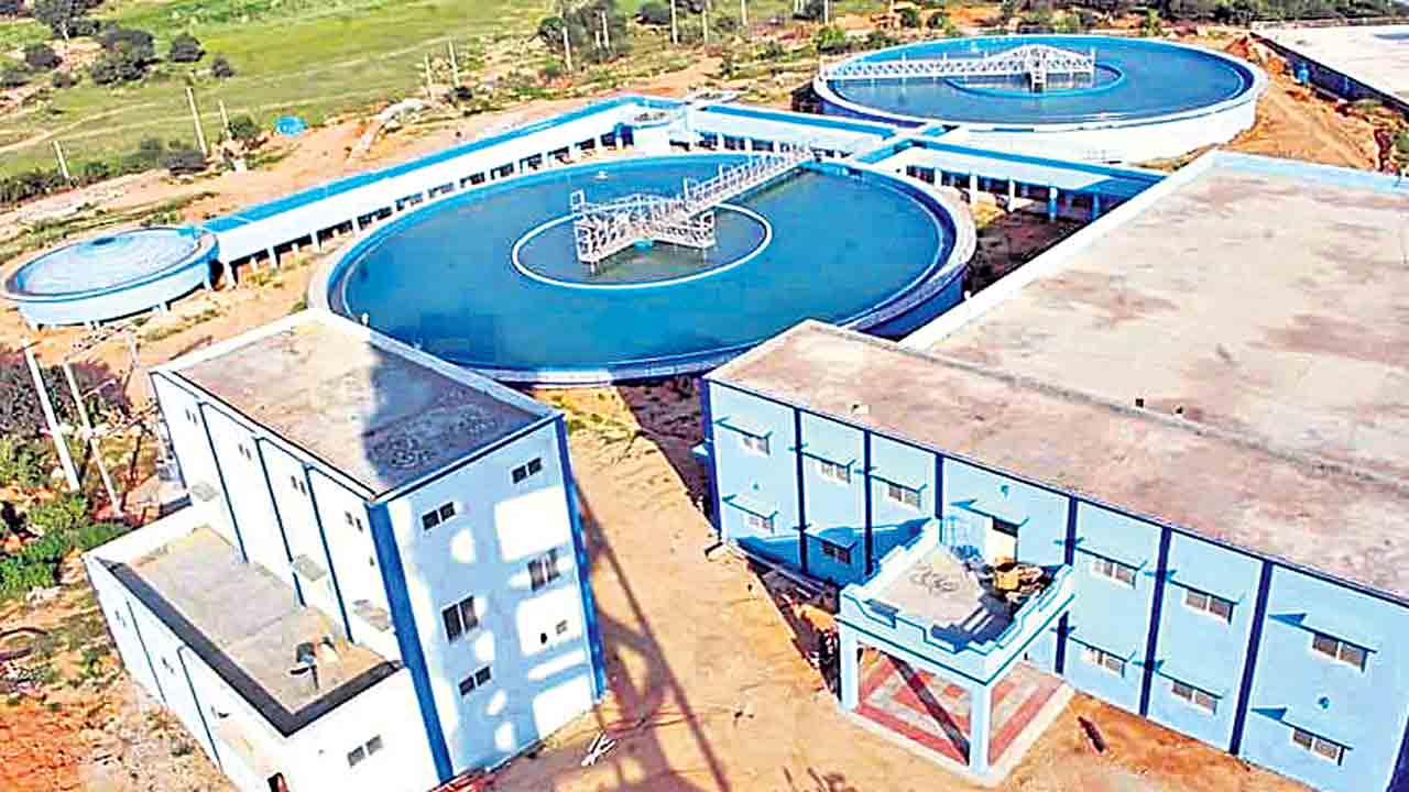 గంటెడు నీళ్ల కోసం నాటి తిప్పలు