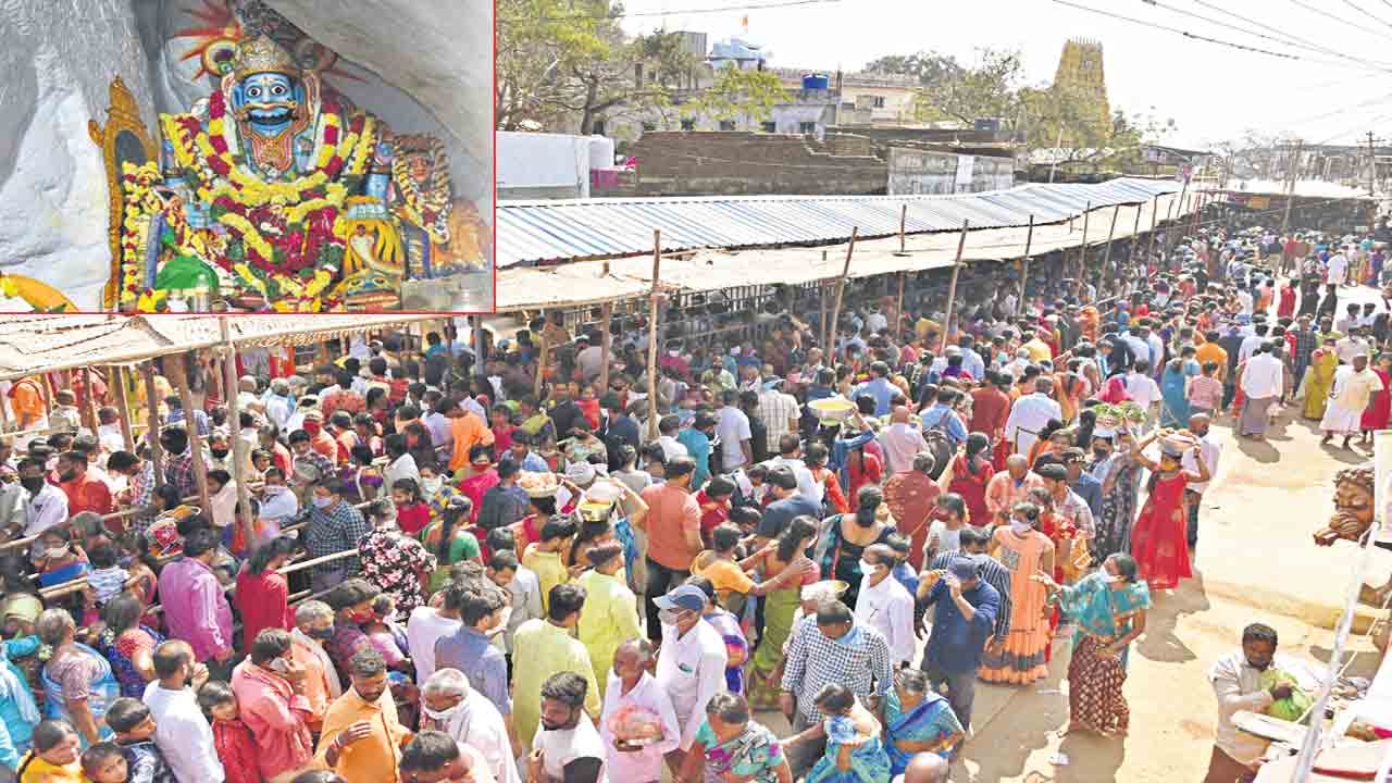 కొమురవెల్లికి కొత్తందాలు