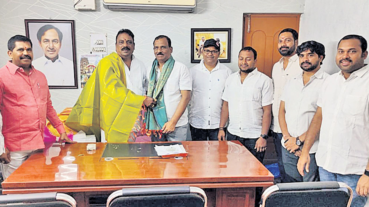 ప్రజాప్రతినిధులకు దసరా శుభాకాంక్షలు