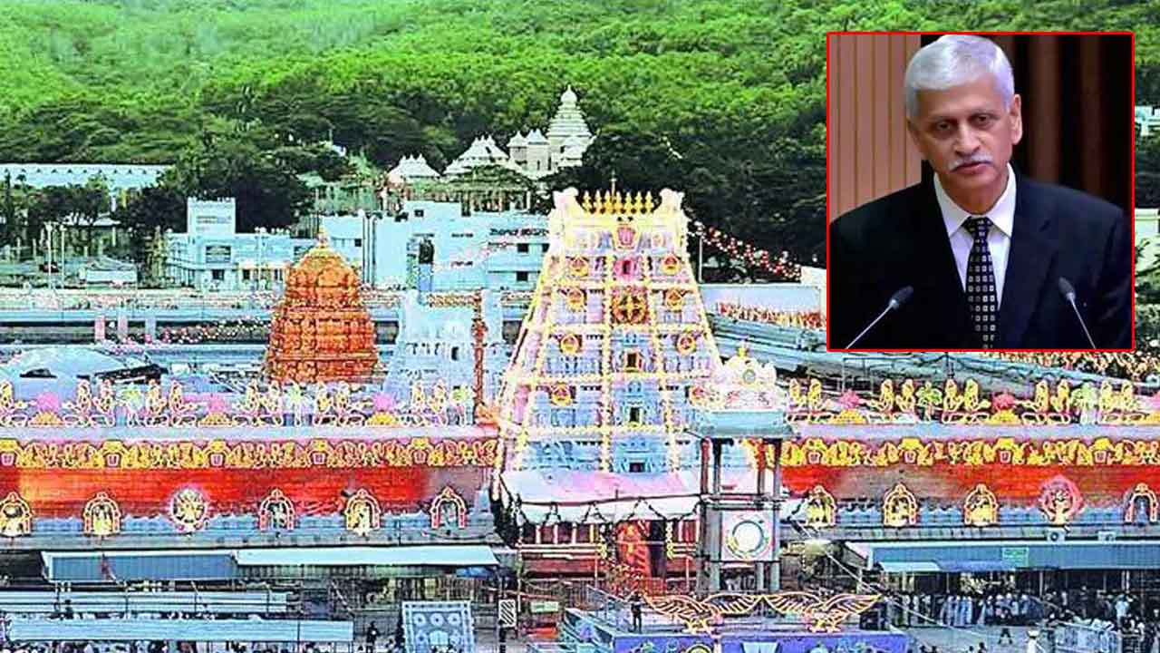 తిరుమల శ్రీవారిని దర్శించుకున్నసీజేఐ జస్టిస్‌ లలిత్‌