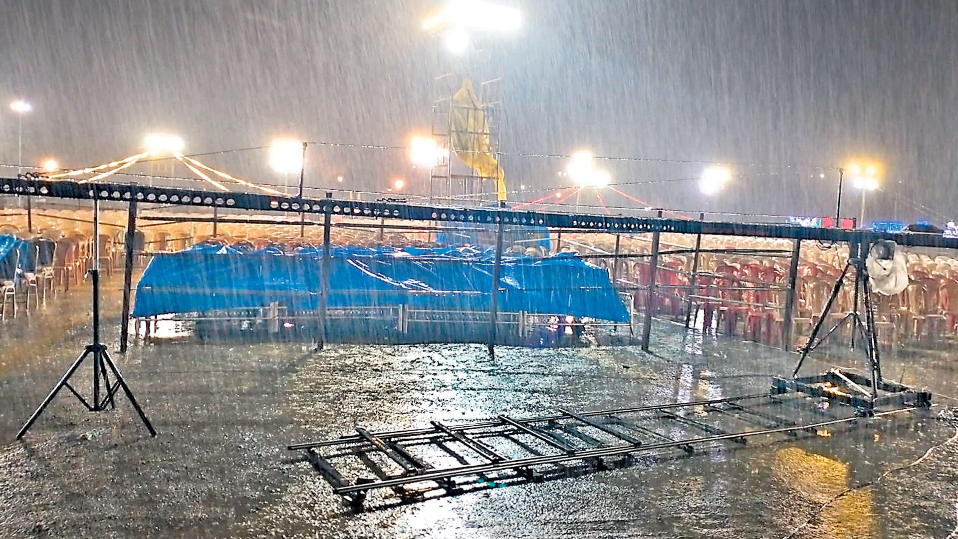 నేడు పలు జిల్లాల్లో భారీ వానలు