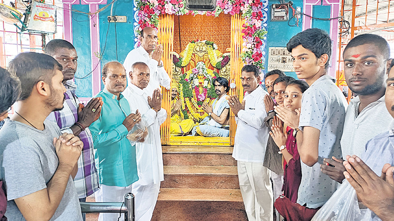 రావణ దహనం..చెడు అంతం