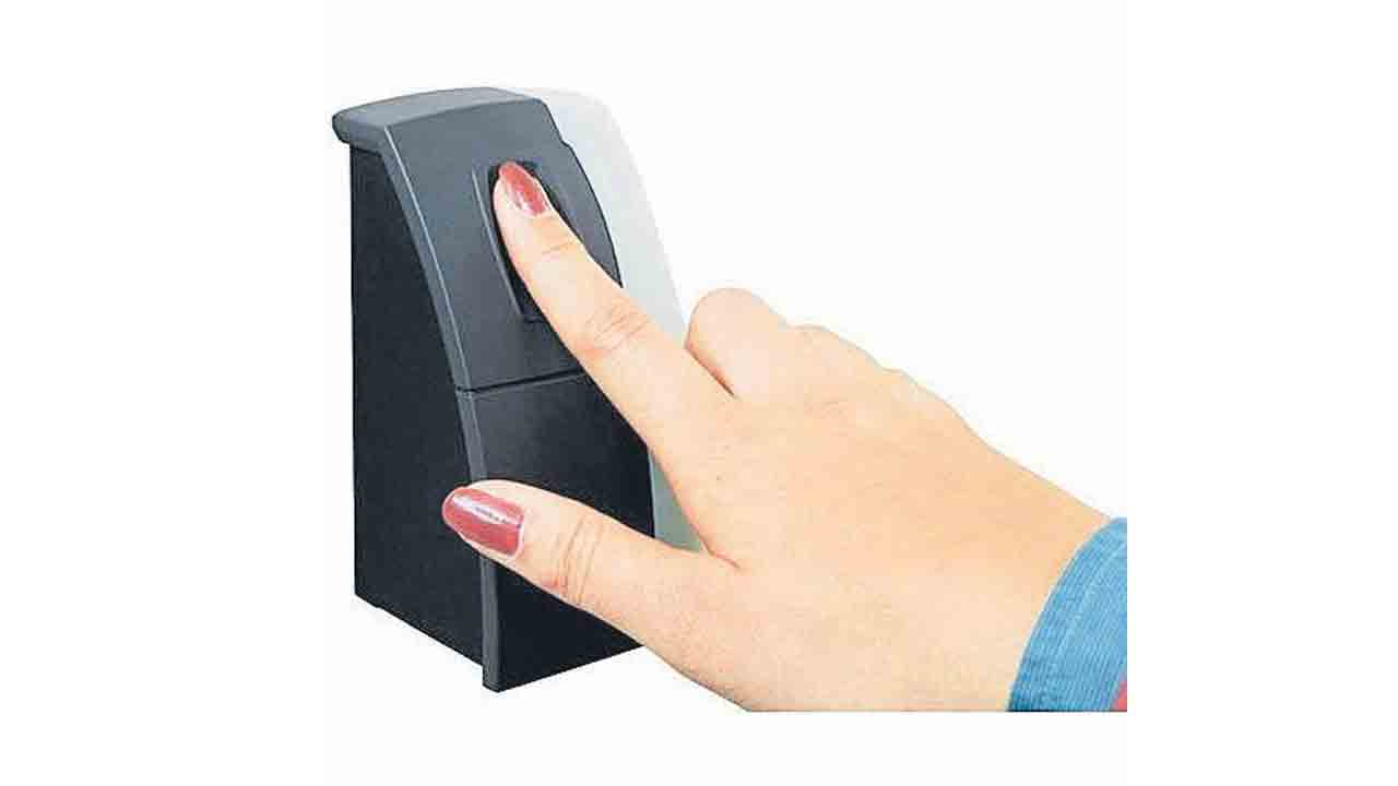 వేలి ముద్రతోనే అనుమతి