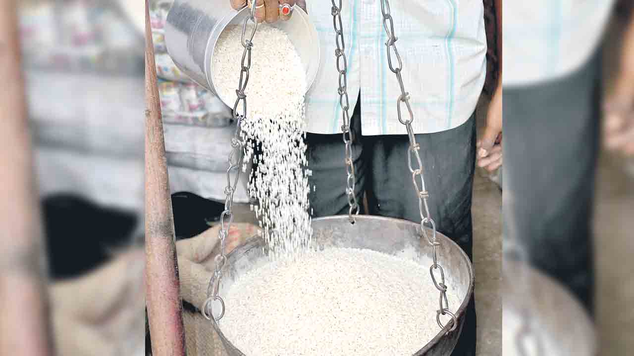 ఆపత్కాలం నుంచి ఆకలి తీరుస్తూ..