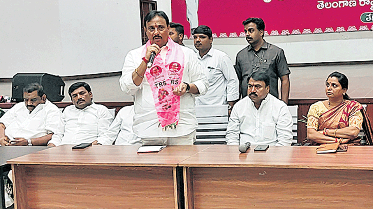 దేశ రాజకీయాల్లోకి..సీఎం కేసీఆర్‌