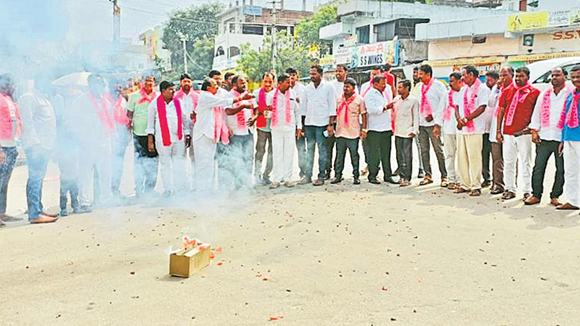 బీఆర్‌ఎస్‌కు జేజేలు