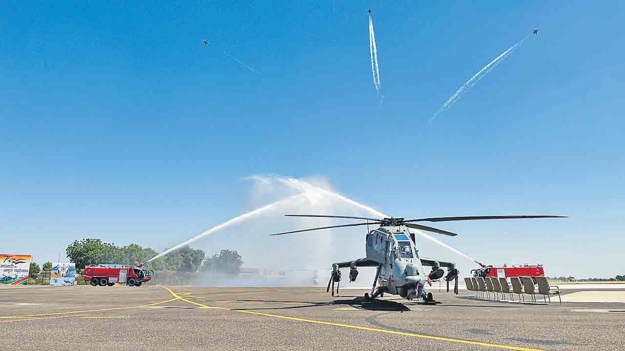 వాయుసేనలోకి ప్రచండ్‌