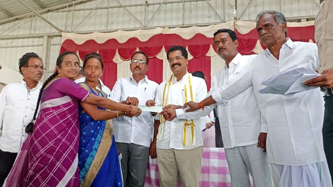 అభివృద్ధి, సంక్షేమమే కేసీఆర్‌ లక్ష్యం