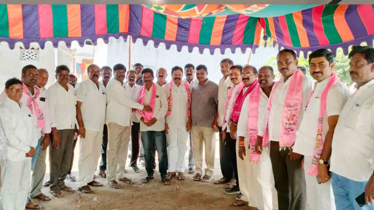 టీఆర్‌ఎస్‌తోనే అభివృద్ధి సాధ్యం