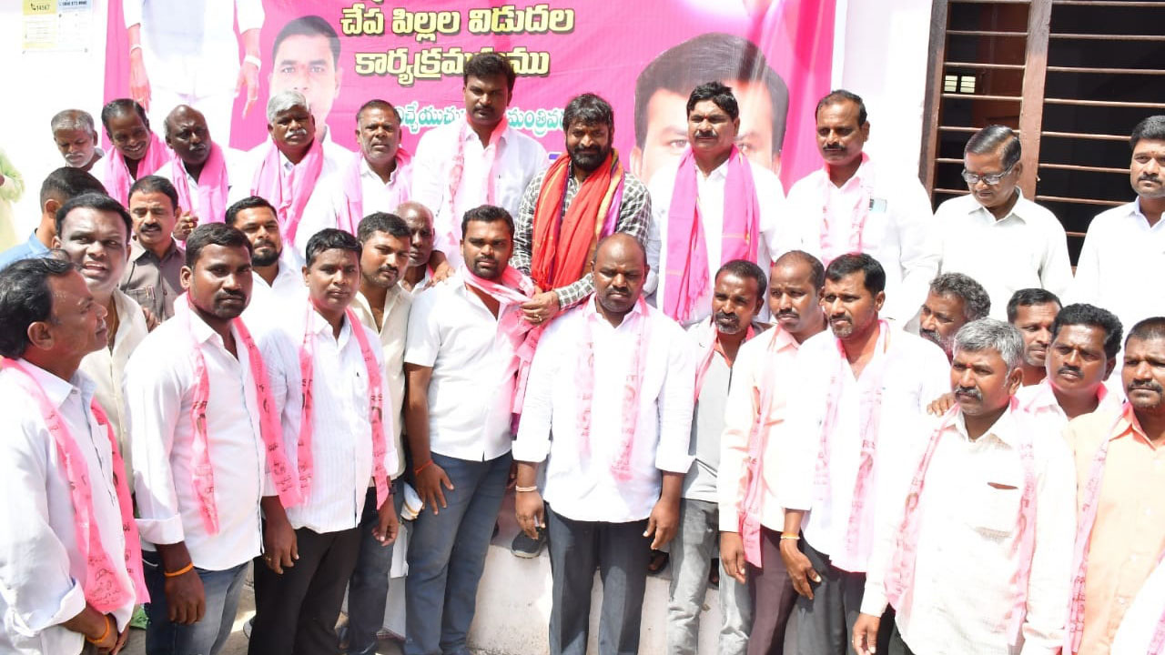 పండుగలు ఐక్యతకు దోహదం