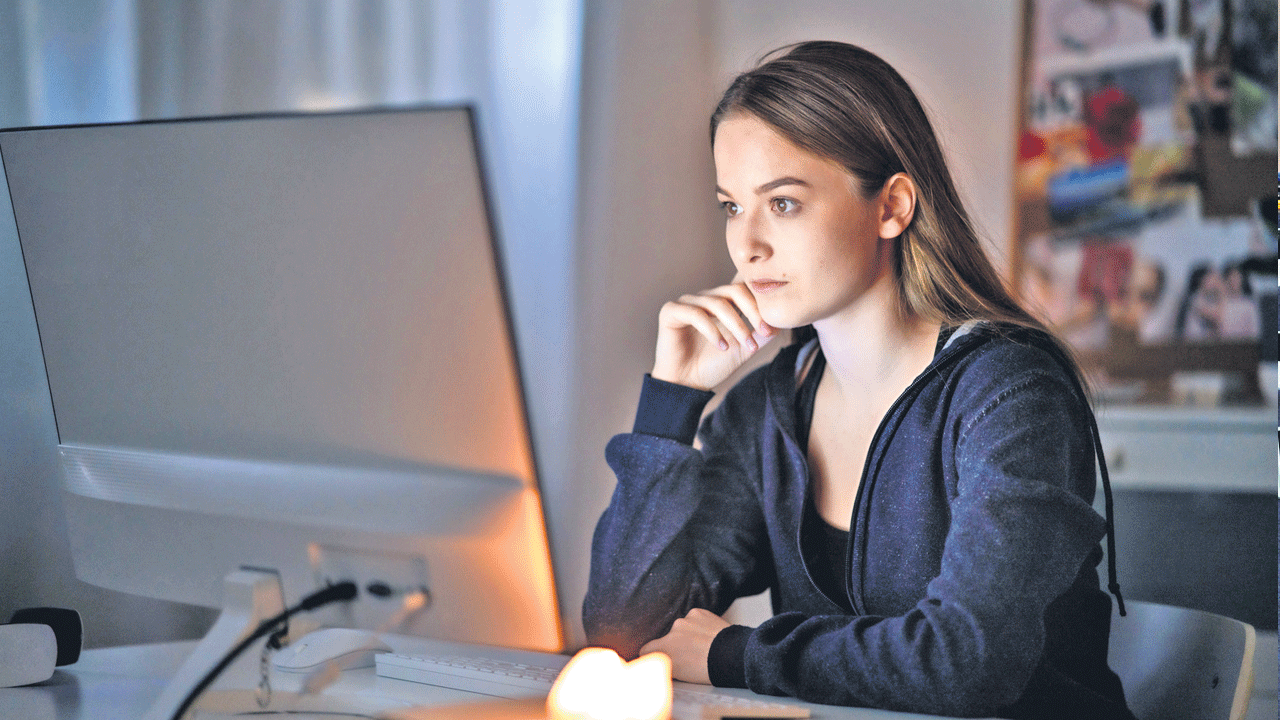 కోటిన్నర దోచుకున్న డేటింగ్‌ యాప్‌