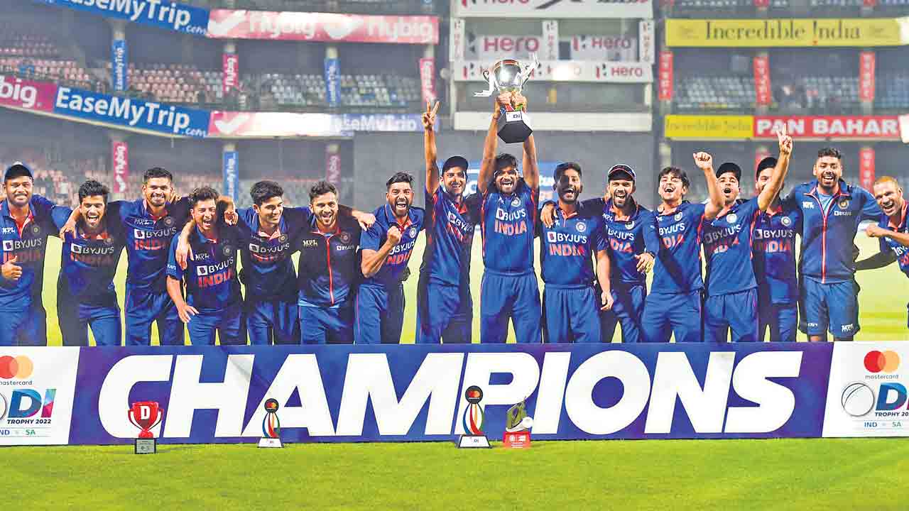 ఇదీ మనదే 2-1తో సిరీస్‌ కైవసం