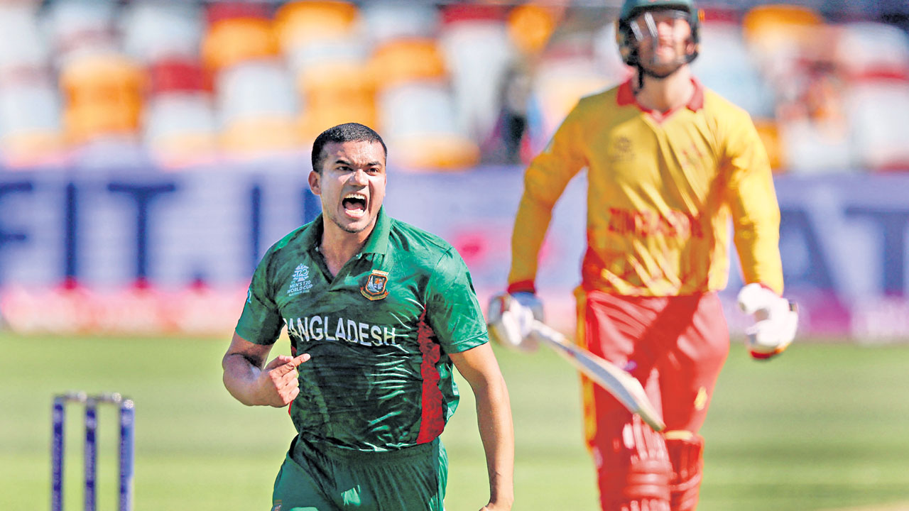 3 పరుగుల తేడాతో..