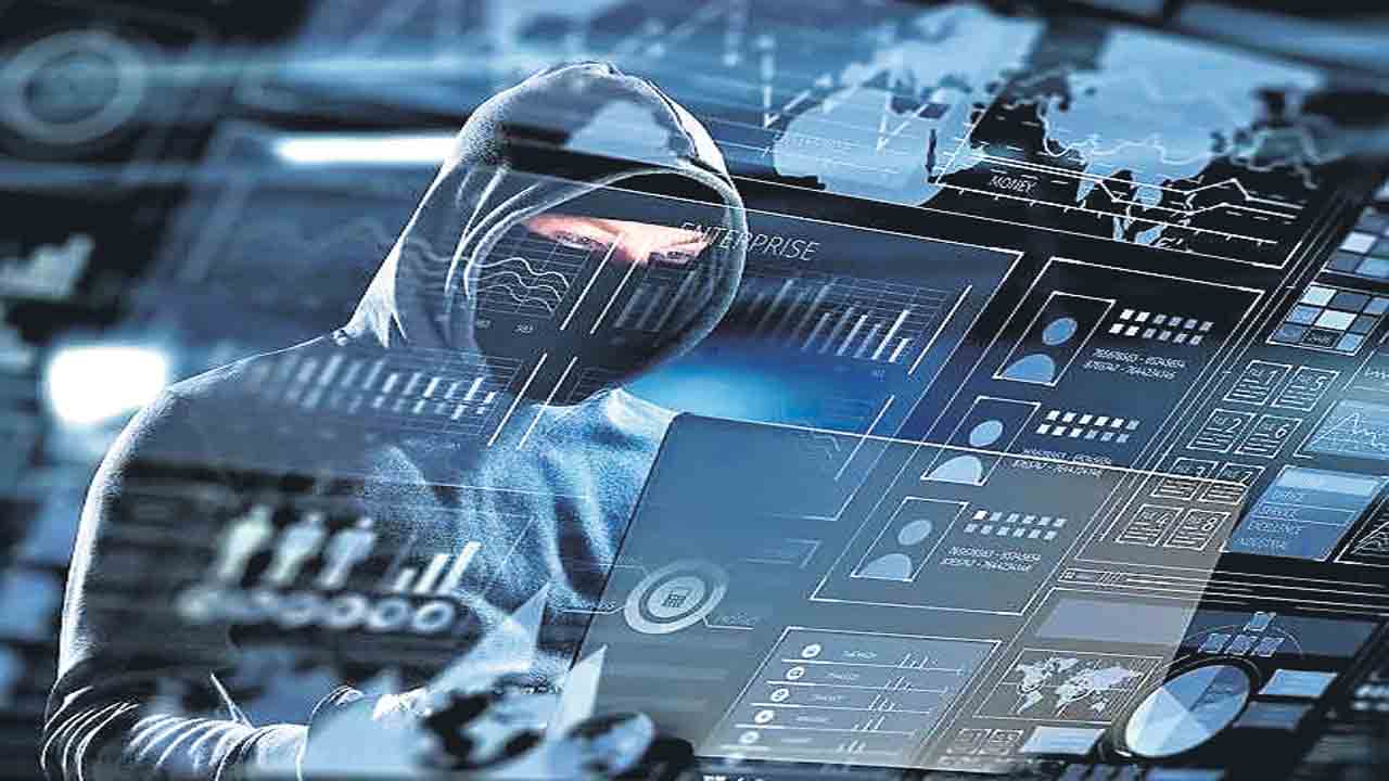 ఇన్సూరెన్స్‌ పాలసీ పేరుతో మోసం..