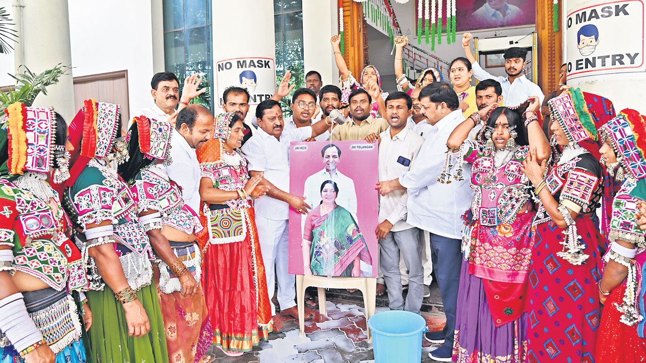 ఊరూరా గిరిజనోత్సాహం